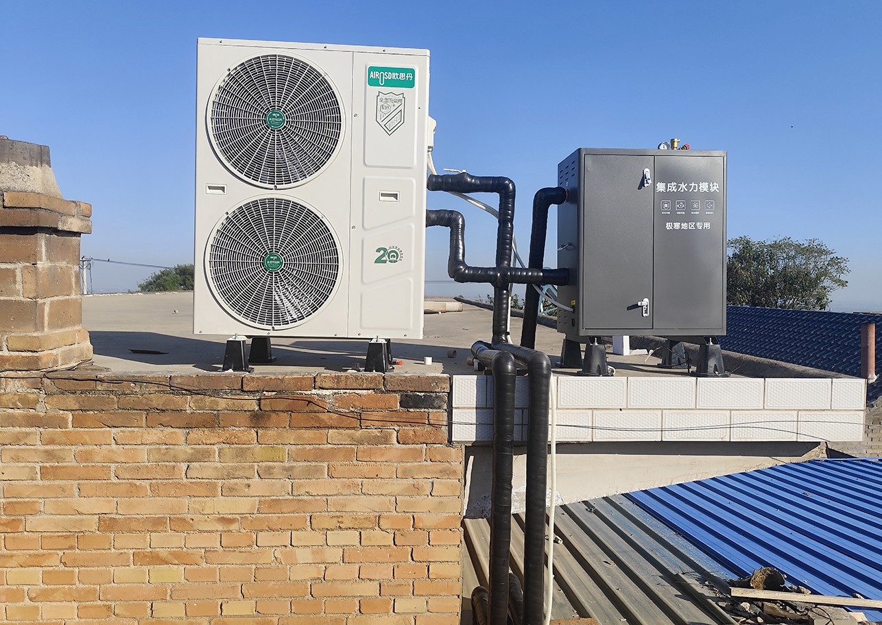 户式空气源热泵冷暖两联供.jpg